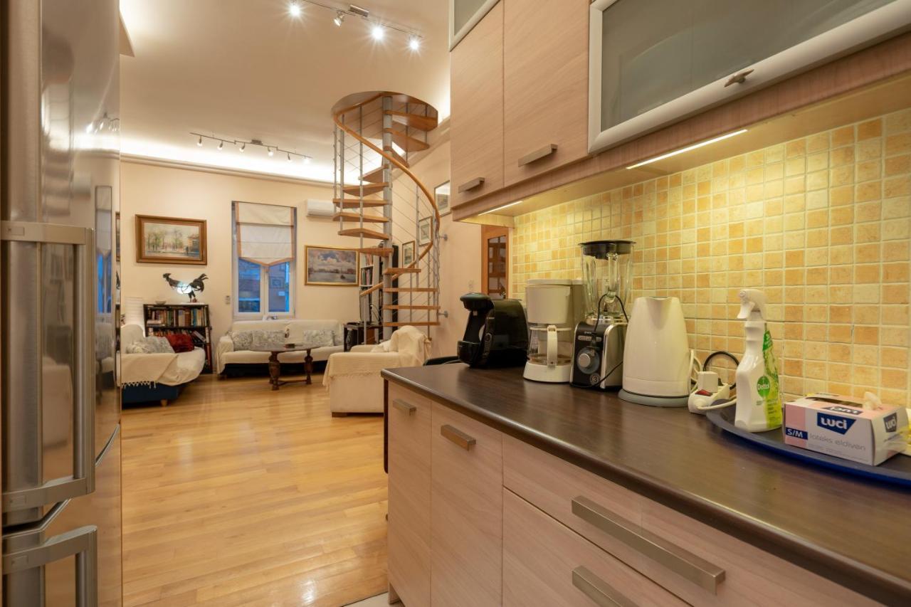 Acropolis Metro St.3 Bedrοοms 6 Persons Maisonette アテネ エクステリア 写真