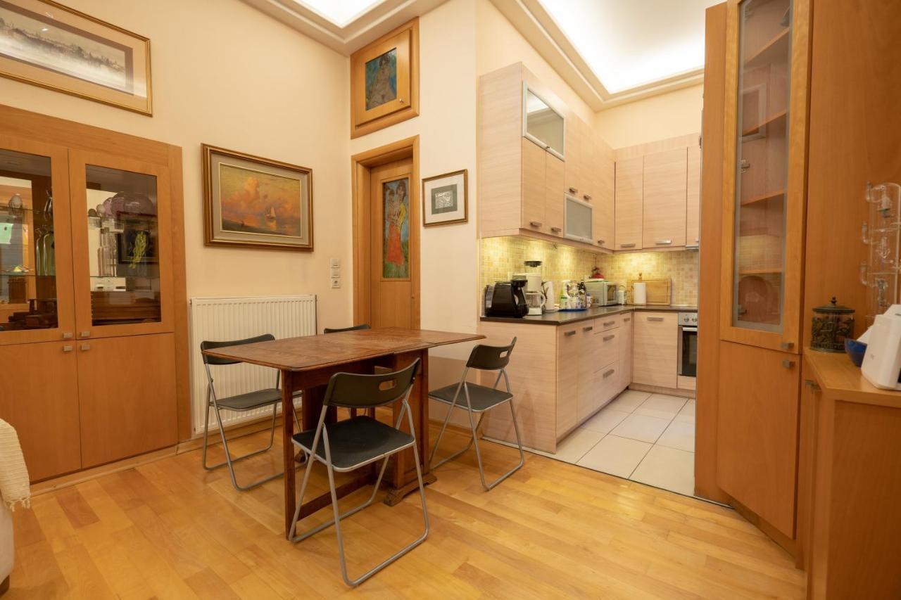 Acropolis Metro St.3 Bedrοοms 6 Persons Maisonette アテネ エクステリア 写真